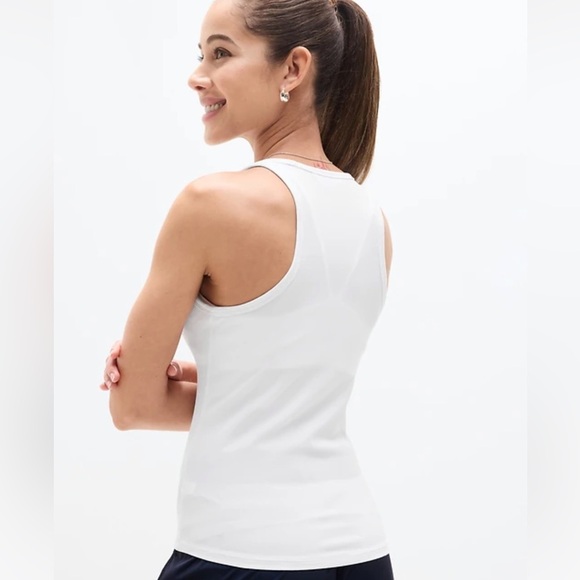 Athleta bright white signature Ribbed Cami NWT sold out online - Picture 2 of 7